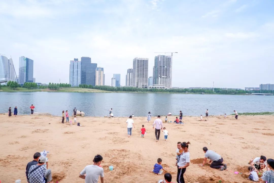 龙子湖沙滩游乐场在什么位置,蚌埠龙子湖网红沙滩多少钱