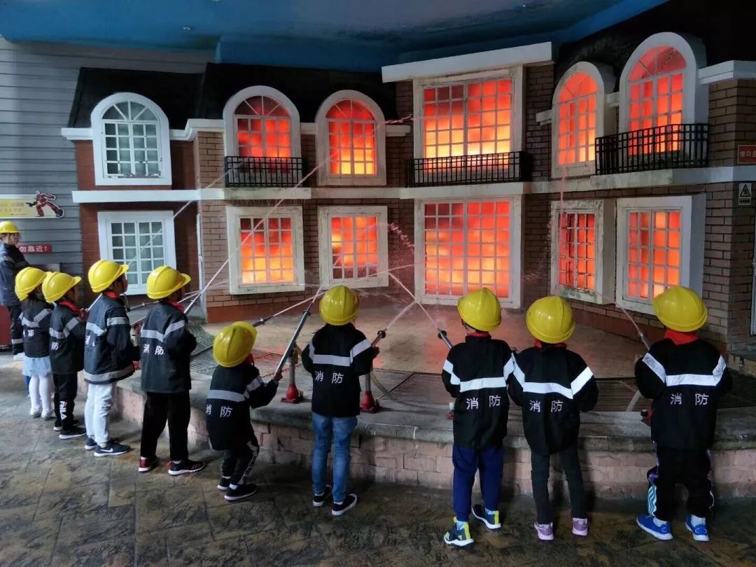 【丁兰厚度】遇见丁兰幸福有“+”——丁兰实验学校五年发展规划中期盘点