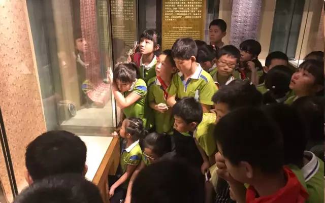 大熊猫铲屎官,都江堰熊猫谷铲屎官报名