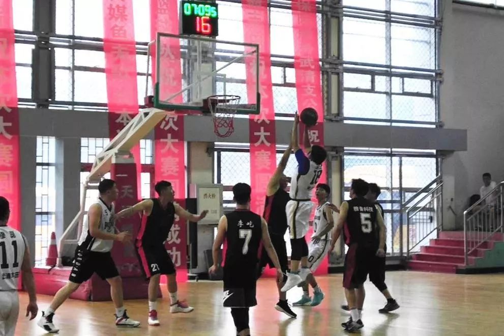 【牢记嘱托•天津再出发】梅厂镇举办庆祝建国70周年2019年武清篮协梅厂镇“文明杯”男子篮球联赛