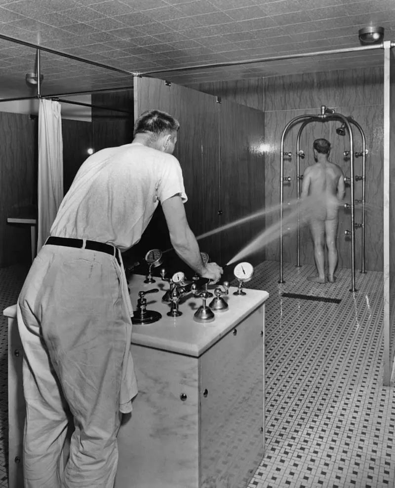 怪异的美容店,哪都不对劲