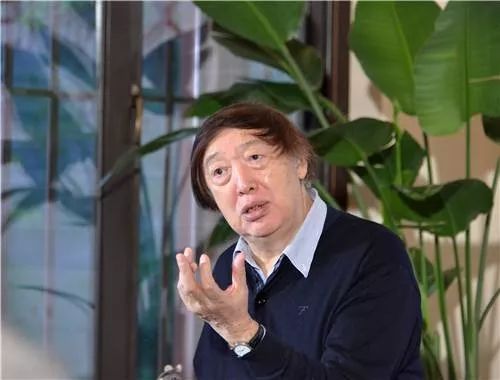 名家作者|写作拿手，我们抽烟也是行家