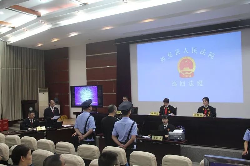 法治副校长进校园法治教育活动,法制副校长赴学校上好开学第一课