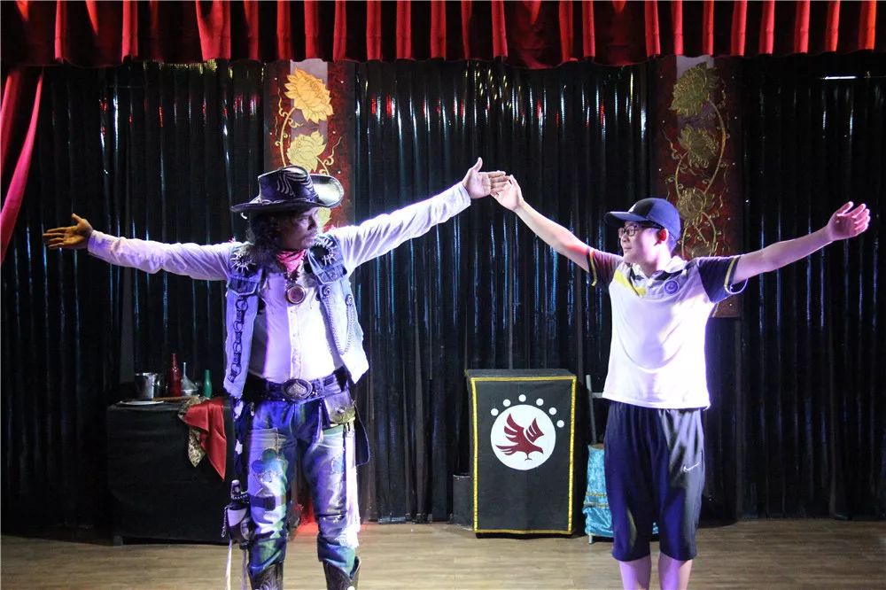 泰国交流｜万中遇上易三仓，这个夏天太美好！