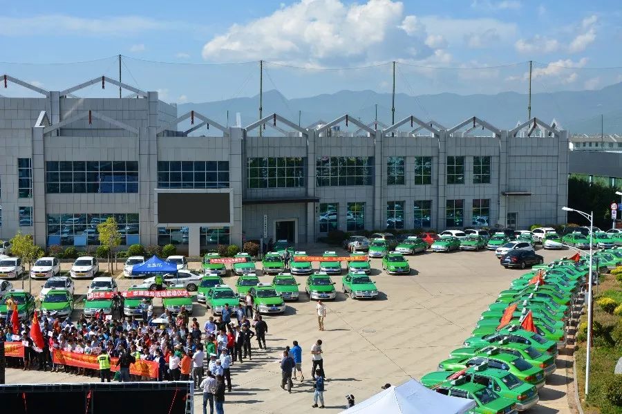 曲靖爱心送考志愿服务活动启动,第十二届大理爱心送考活动启动