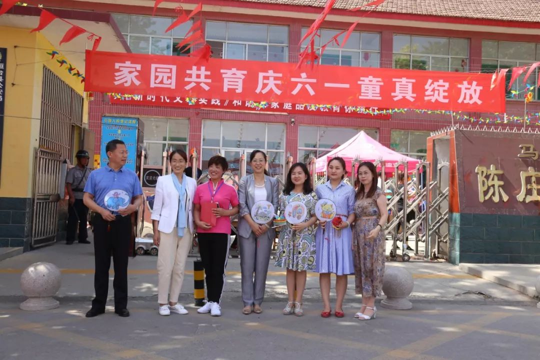 巾帼文明艺术团庆六一活动集锦,姐妹们庆六一活动