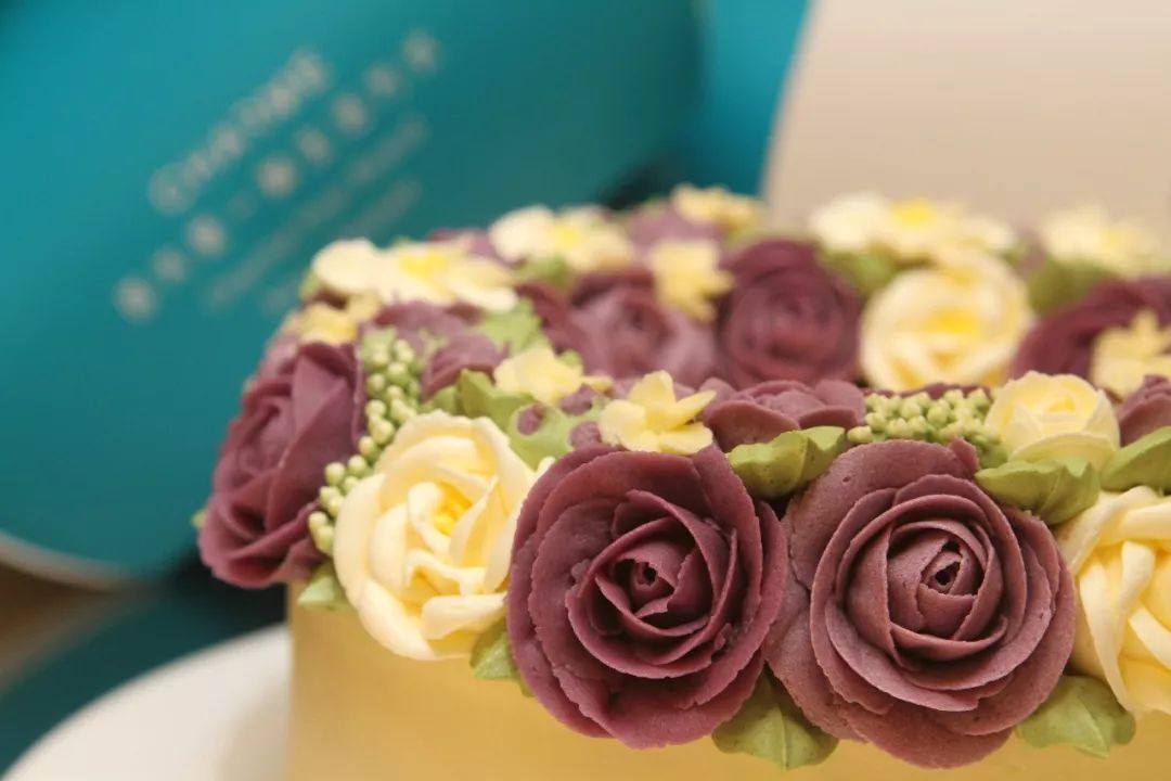 港丽杭大店开卖蛋糕了!精致的裱花蛋糕,秒杀连锁的奶酪茶……没想到你是这样的港丽