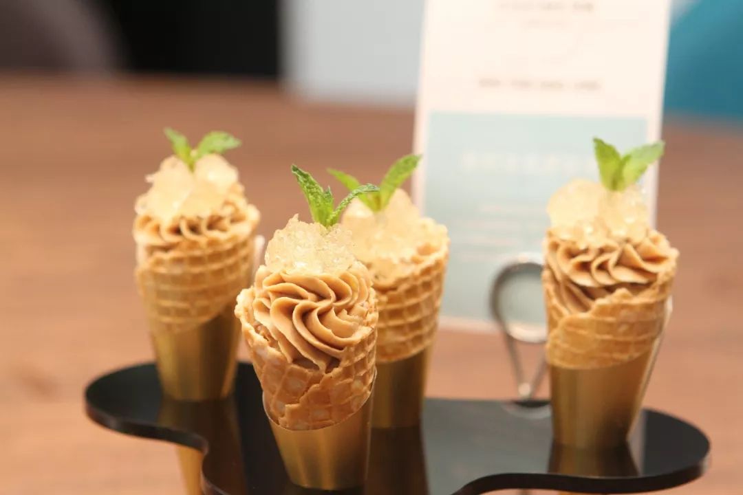 港丽杭大店开卖蛋糕了!精致的裱花蛋糕,秒杀连锁的奶酪茶……没想到你是这样的港丽