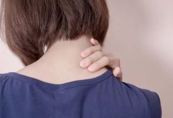 危险27岁女子突发脑梗,一女子突发脑梗