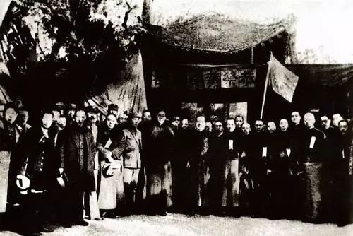 「中国*产党共**人筑梦路上的故事」西安事变