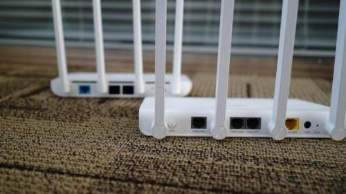 360安全路由器2v4是千兆路由器吗,360路由器与小米路由器相比哪个好