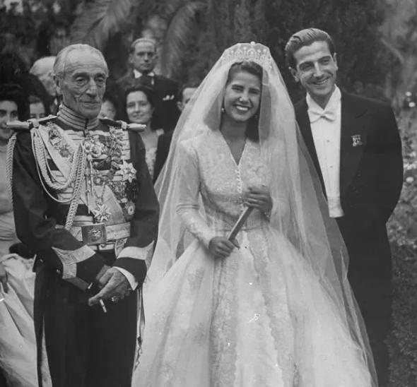 她是英女王闺蜜，拥有“至蓝之血”，却在82岁为爱舍弃百亿身家