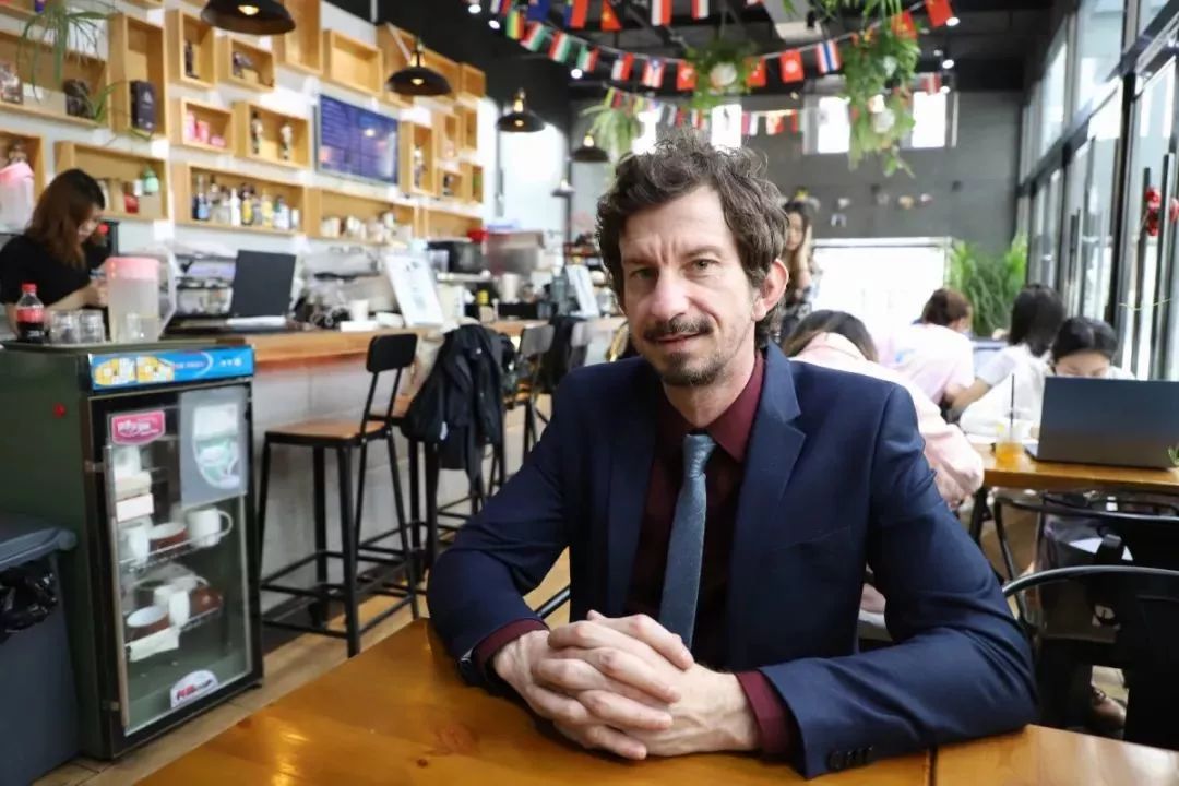 很棒的外教,非常有趣又可爱的外教