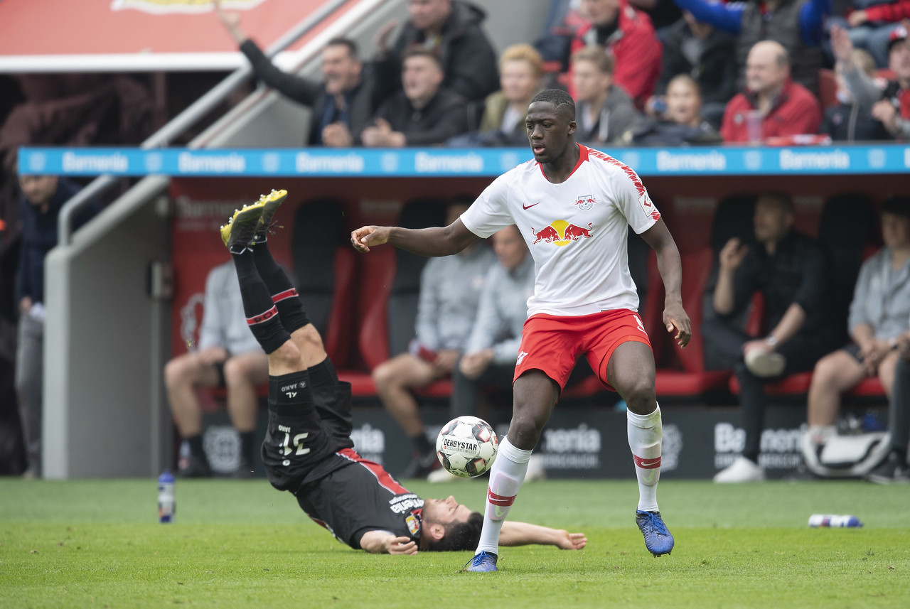 欧足联官方宣布欧洲杯最佳阵容,欧足联公布最佳阵容