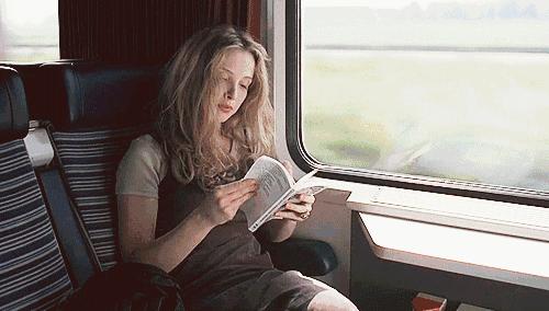 她不做微商、不做代购，却通过经营朋友圈月入10万+|线上课堂