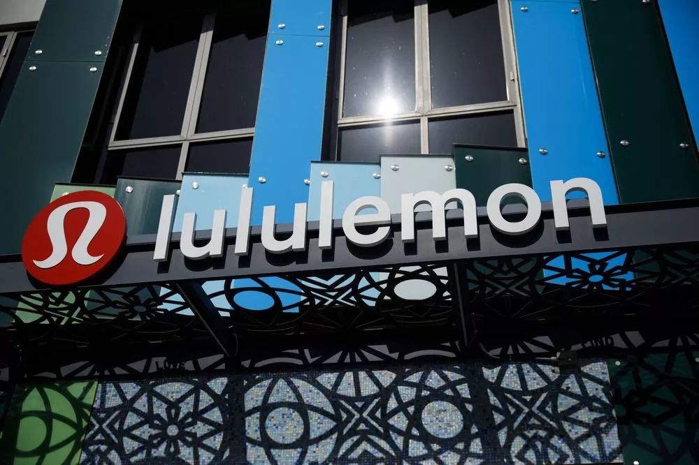 lululemon瑜伽课哪款实用,lululemon瑜伽铺巾测评