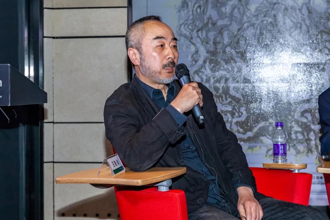 罗兰·艾格、王鲁炎、贾尼·德西与朱·克拉捷论纸本绘画｜朱赫