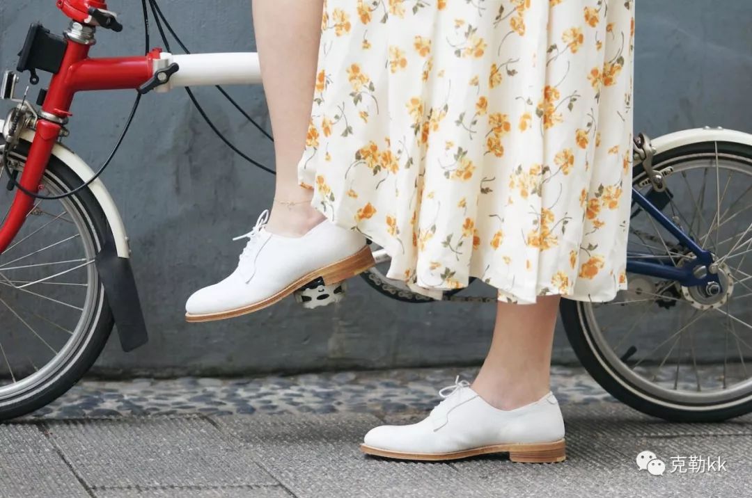 英国牌女皮鞋,衣服鞋子团购