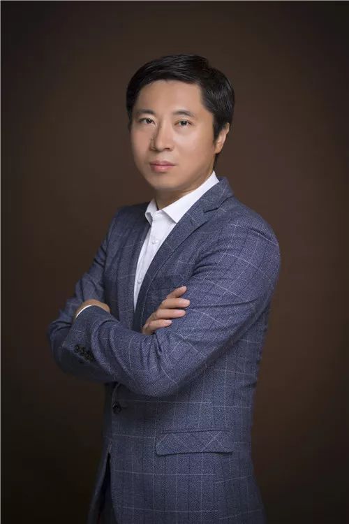 图书出版抢赢电商渠道攻略20讲：周传红老师喊你来免费听课