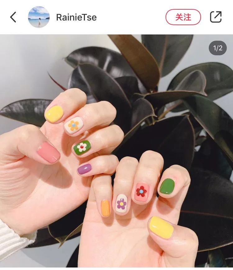 为什么我女朋友的照片头上都是蝴蝶?