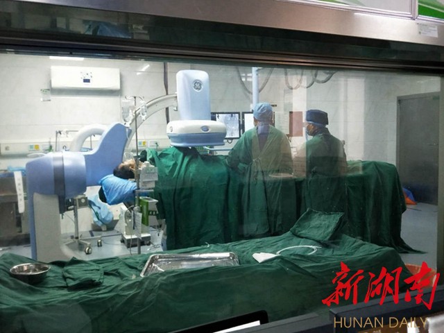 高空坠落骨盆骨折,骨盆骨折大出血处理