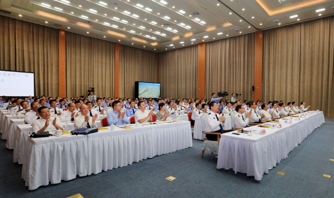 榜样的力量直抵心灵完整版,榜样的力量鼓舞人