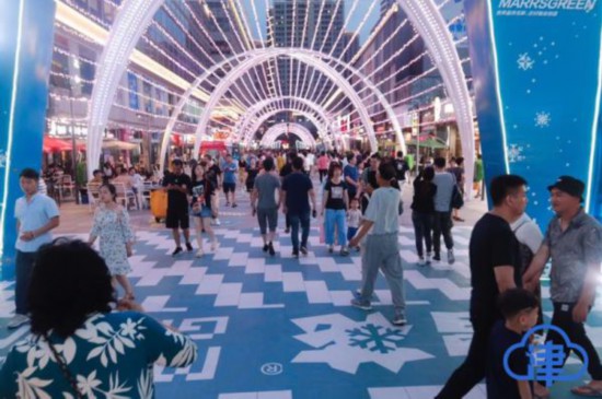 天津奥城夜市开街纳客终于找到夏夜的正确打开方式