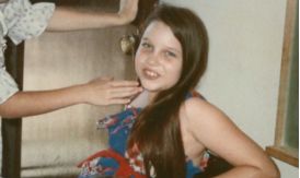 *兽禽**!12岁的女孩们每晚被不同的男人性侵,还排轮班表!