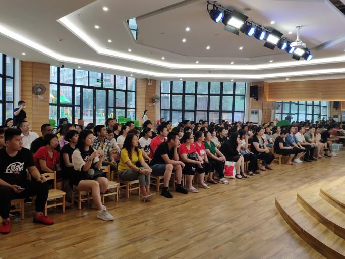 龙口市妇联开展家庭教育系列活动,妇联开展家庭教育培训班报道