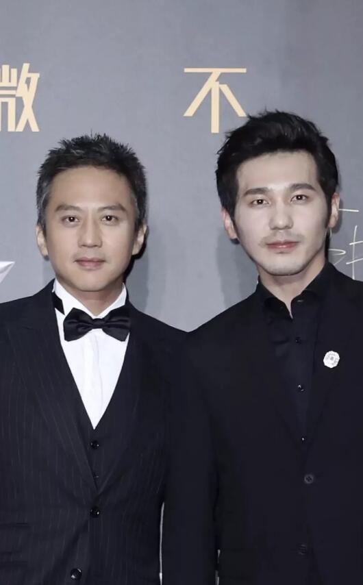 迷人计丨这大白馒头!我不知道该怎么不失礼貌地嘲讽白宇哥?