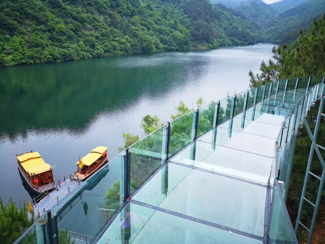 清凉寨玻璃漂流是下山了吗,清凉寨玻璃漂流