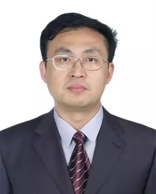 公安机关抓获吸毒人员后怎么处置,跟吸毒人员待一起被抓是什么罪