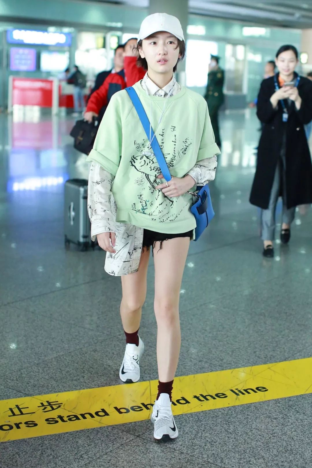 新百伦608冰淇淋色系,冰淇淋色系穿搭针织开衫