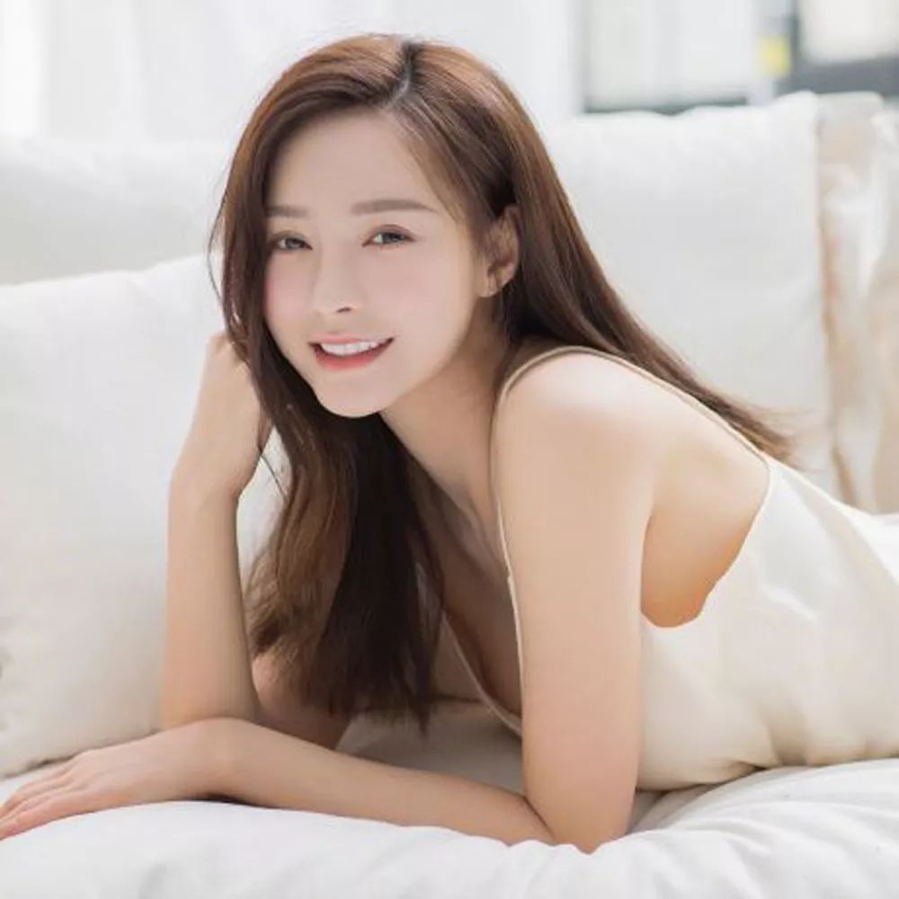 张若昀唐艺昕伴郎刘昊然,唐艺昕张若昀刘昊然当伴郎