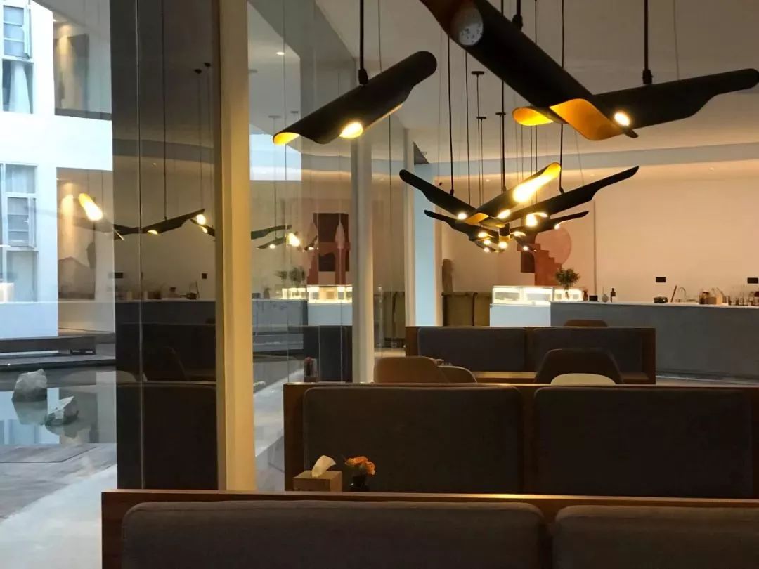 成都民宿莫兰迪风,极简莫兰迪色民宿