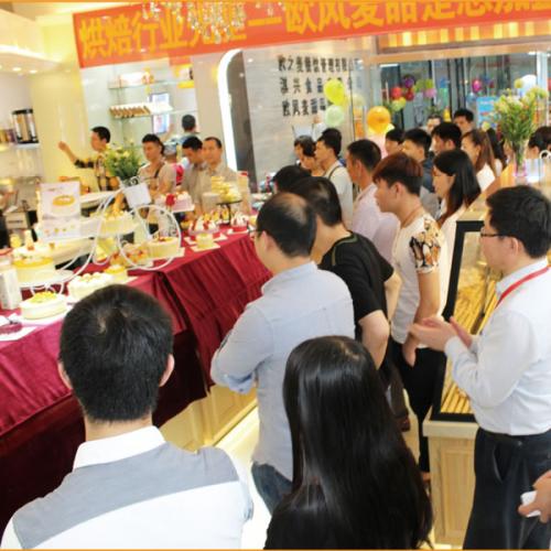 胡凤楼加盟,想开家胡辣汤加盟好还是自己做好