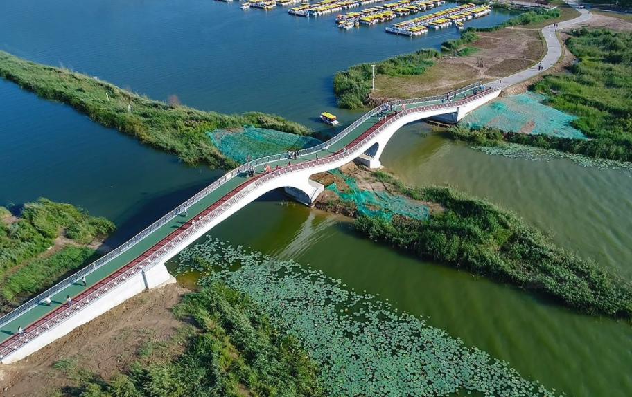夏天适合去哪个海边游玩河北,自驾游好玩的海边旅游景点