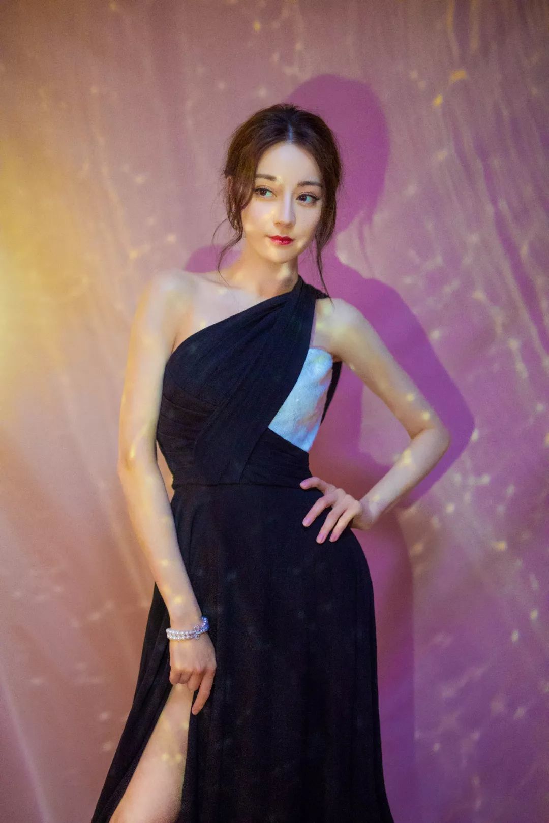 想拥有刘亦菲美图的评论,想拥有刘亦菲的颜值的文案