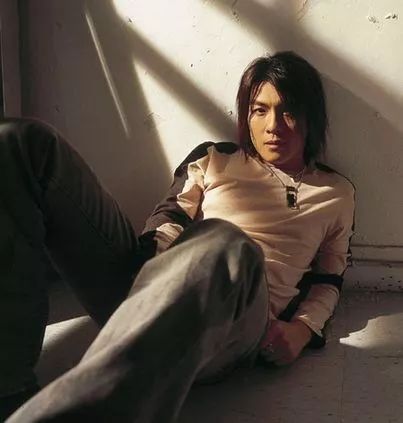 您为什么非得在车底：阿杜的亚文化再研究