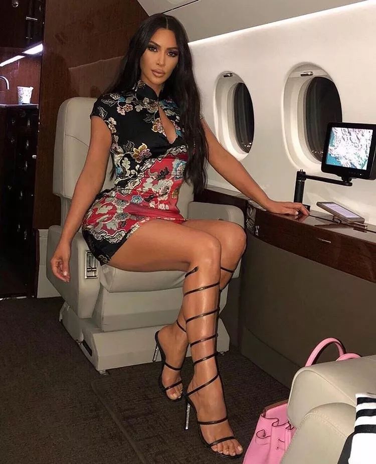 世界第一翘臀遭日本“封杀”，创立“和服内衣”：这是文化*辱侮**