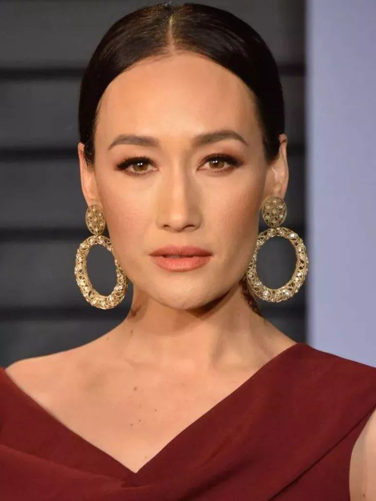 什么样的脸型不容易老,脸型比同龄人看起来小