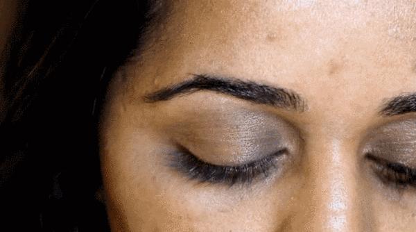 又是激凸又是露底，“蜜桃肌”的盛世美颜也有翻车时