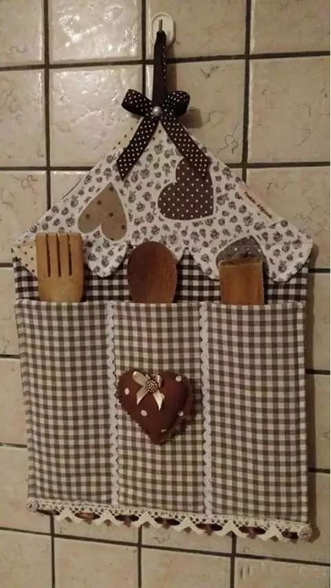 碎布拼接收纳视频,一块块拼图收纳方法