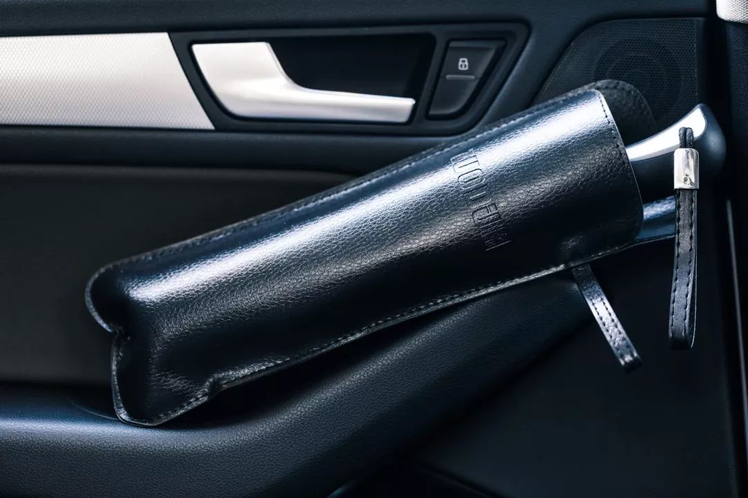 能抗8级大风和车压的暴风伞测评,硬汉级暴雨伞