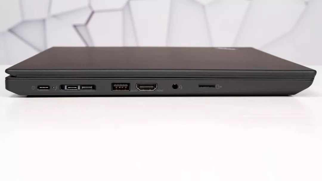 笔记本屏幕素质排名,6000元屏幕素质最好的笔记本