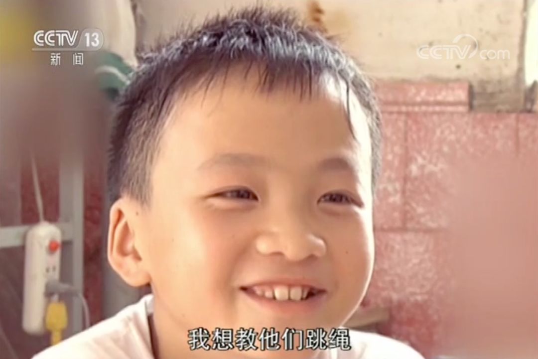 中国跳绳世界杯纪录,跳绳光速少年