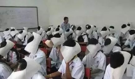 有一个逗逼同事是什么体验,有一个奇葩老师是怎样的体验