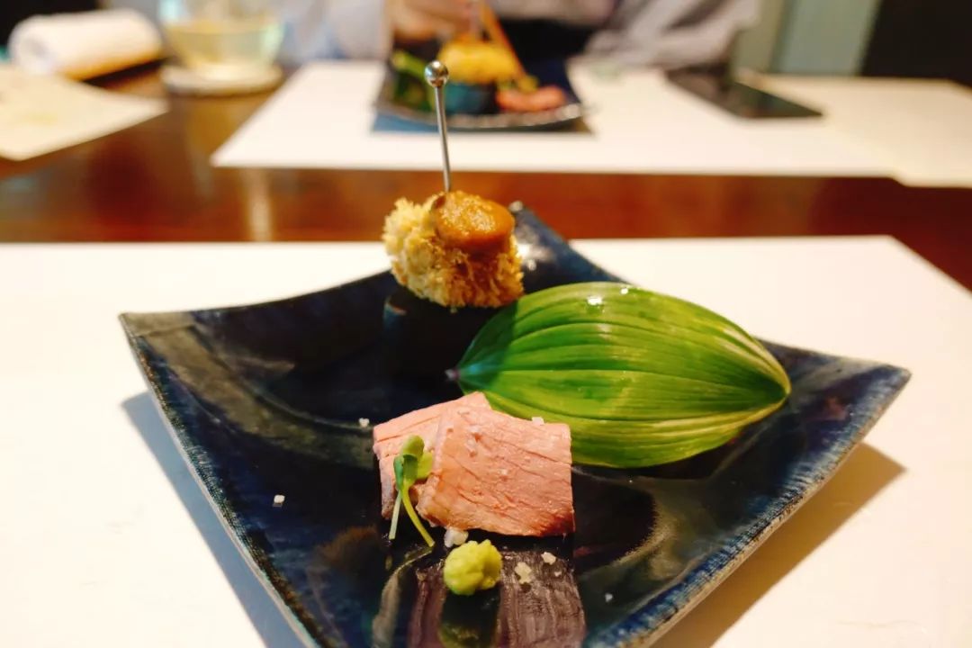 藏于山水间的温泉酒店推荐,海螺沟温泉度假酒店推荐