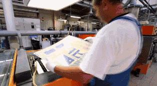 感光法制作pcb教程,pcb冲孔机动图