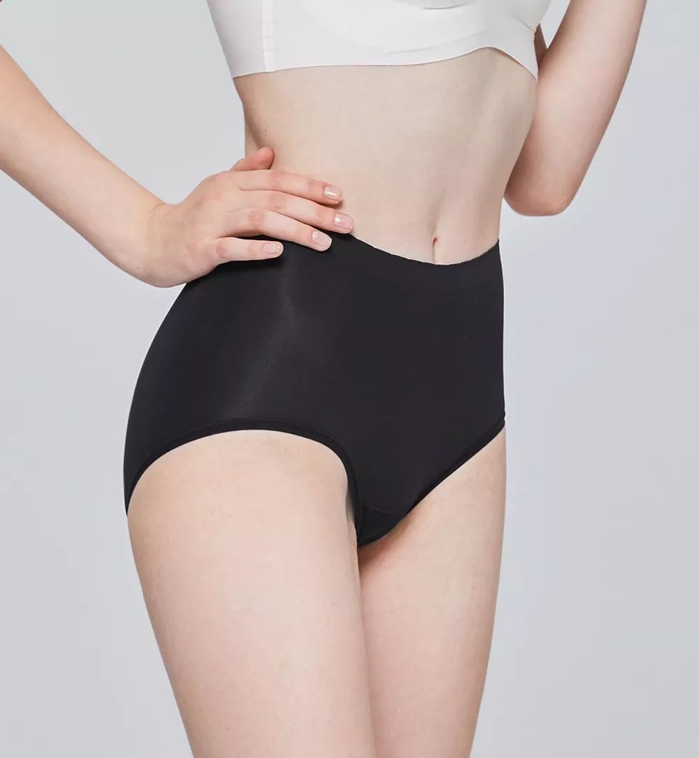 薄薄一条无缝*裤内**，80~160斤都能穿得合身、舒服